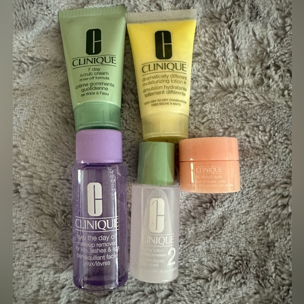 Clinique Travel Lot